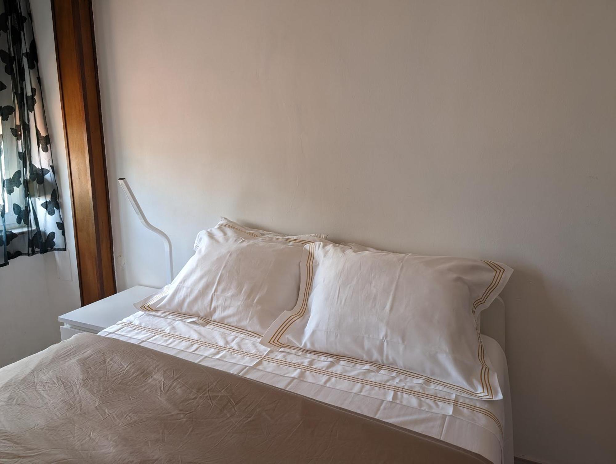 Appartamento Free Wifi -Estrela Lapa- Tram 28 Lisbona Esterno foto