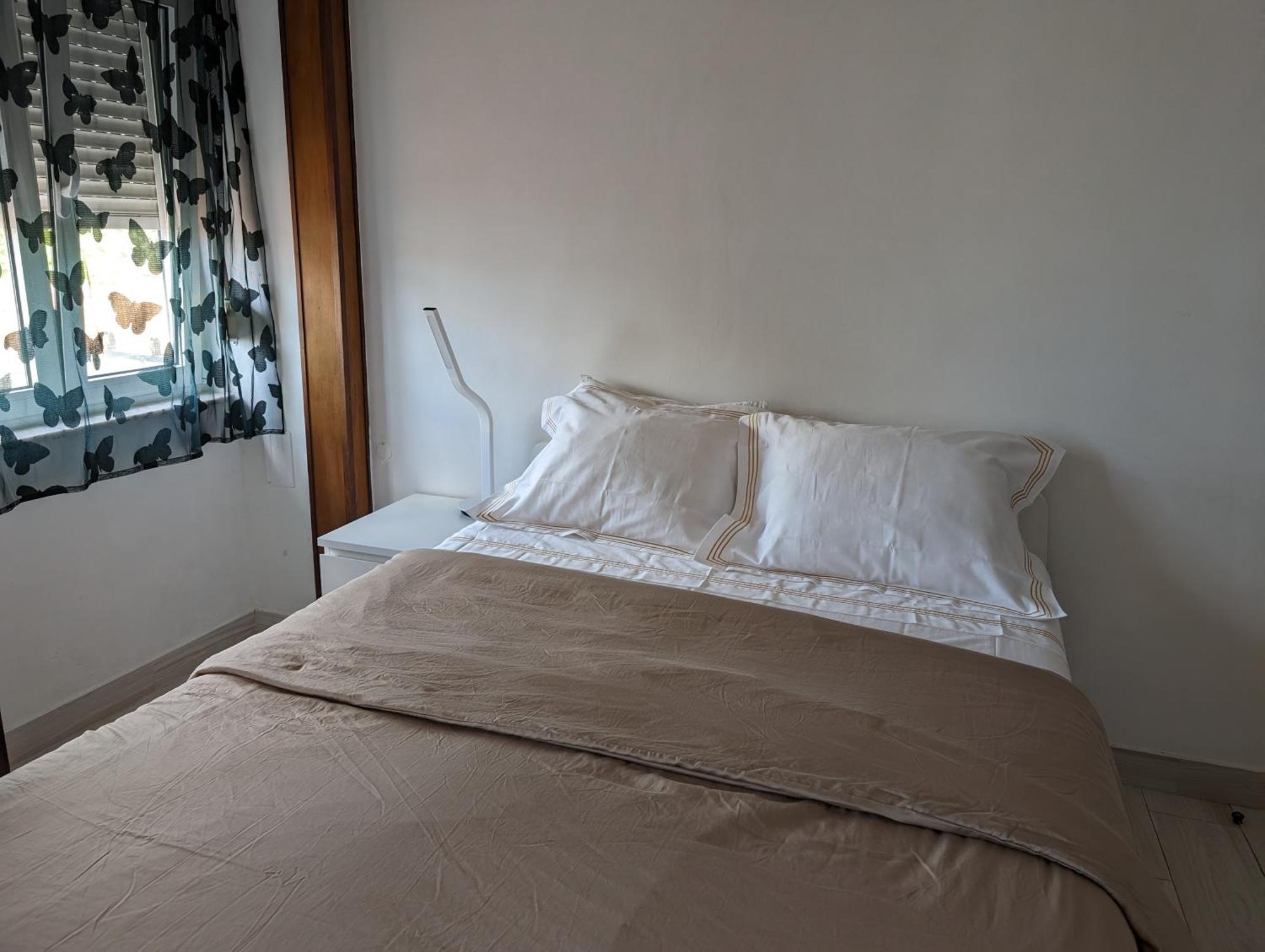 Appartamento Free Wifi -Estrela Lapa- Tram 28 Lisbona Esterno foto